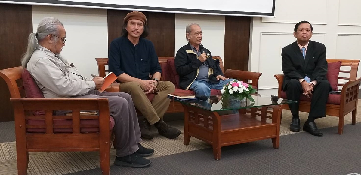 กวีซีไรต์ “เนาวรัตน์ พงษ์ไพบูลย์” ส่งเสริมคนรุ่นใหม่สร้างสรรค์วรรณศิลป์ “กวีปากกาทอง”