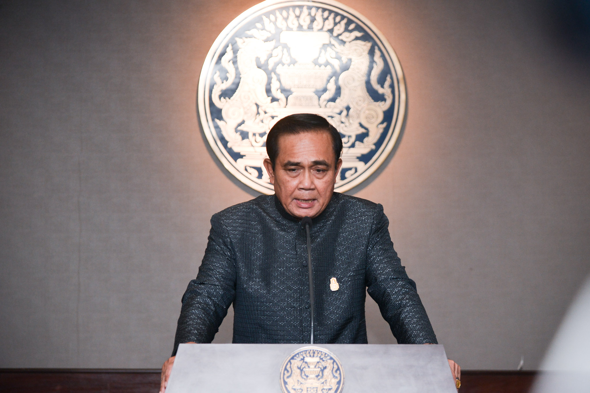 “ประยุทธ์” เผยนักการเมืองให้ความสำคัญกับ “ทักษิณ-ยิ่งลักษณ์” เป็นเรื่องส่วนตัว กกต.ต้องตรวจสอบ