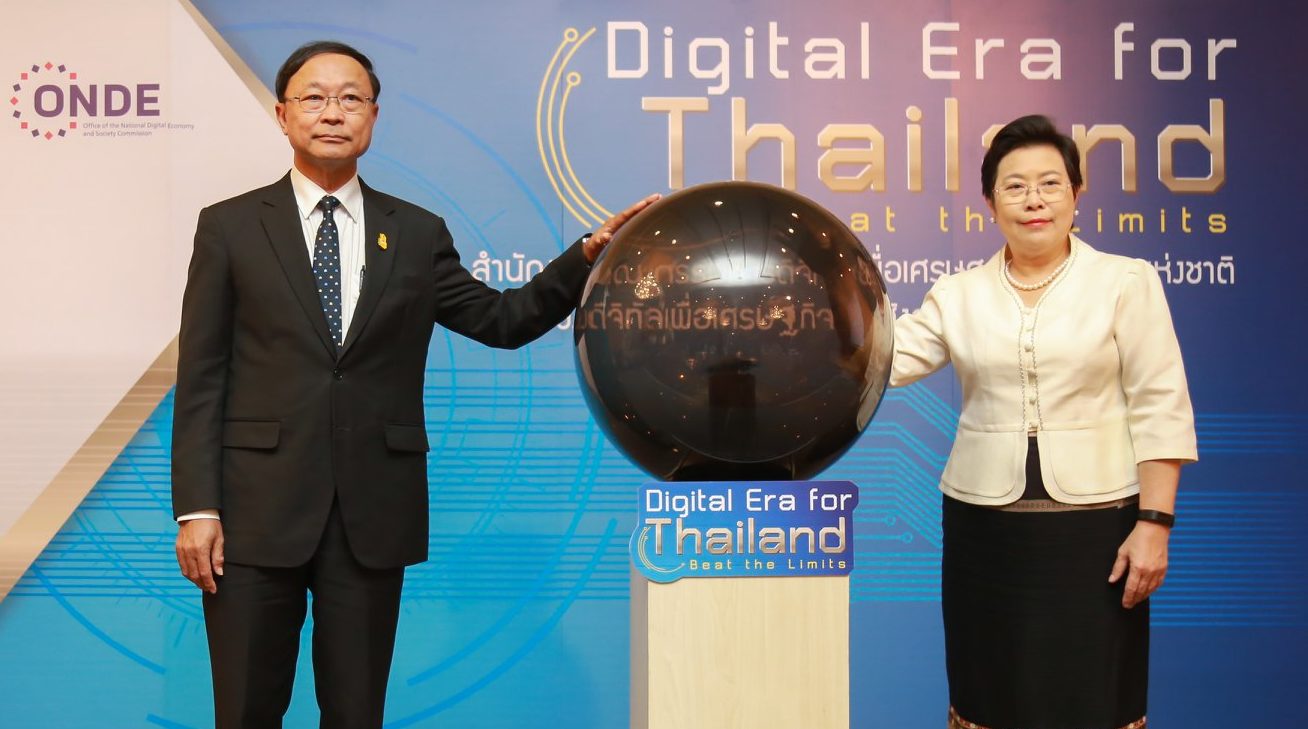 ‘ดีอี’ ย้ำ ‘ไทยแอร์เอเชีย’ พัฒนาระบบจดจำใบหน้าต้องปลอดภัยสูง-ไม่ละเมิดกม.