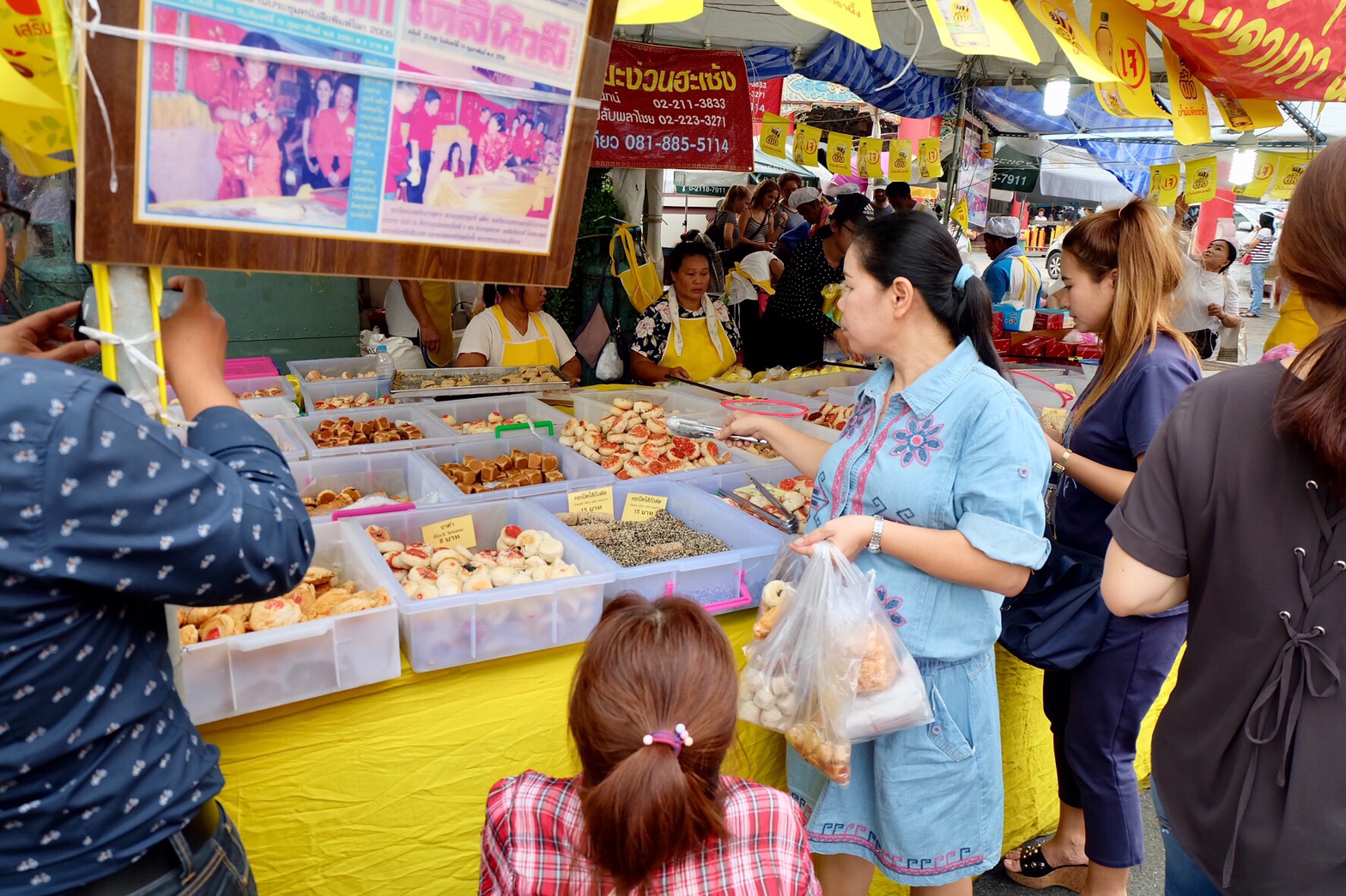 กินเจปีนี้สะพัดหลายหมื่นล้าน ห้างใหญ่-ร้านสะดวกซื้ออัดโปรโมชั่นแข่งเดือด!