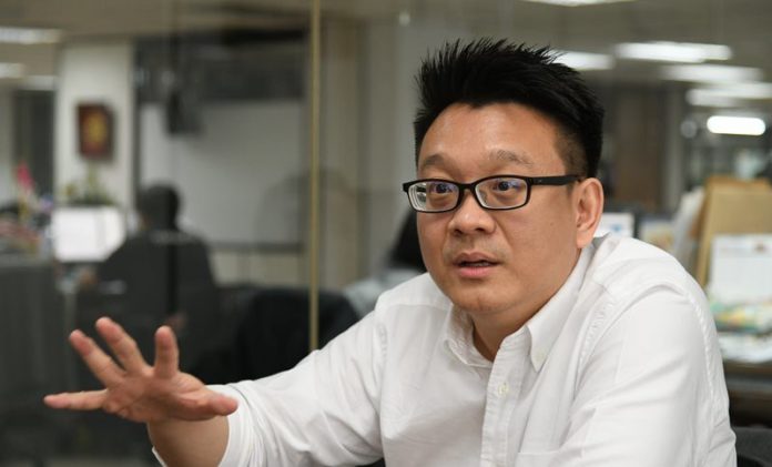 รู้จัก ‘ดร.วีระยุทธ’ เพื่อน ธนาธร มือปั้น “ไทย 2 เท่า”