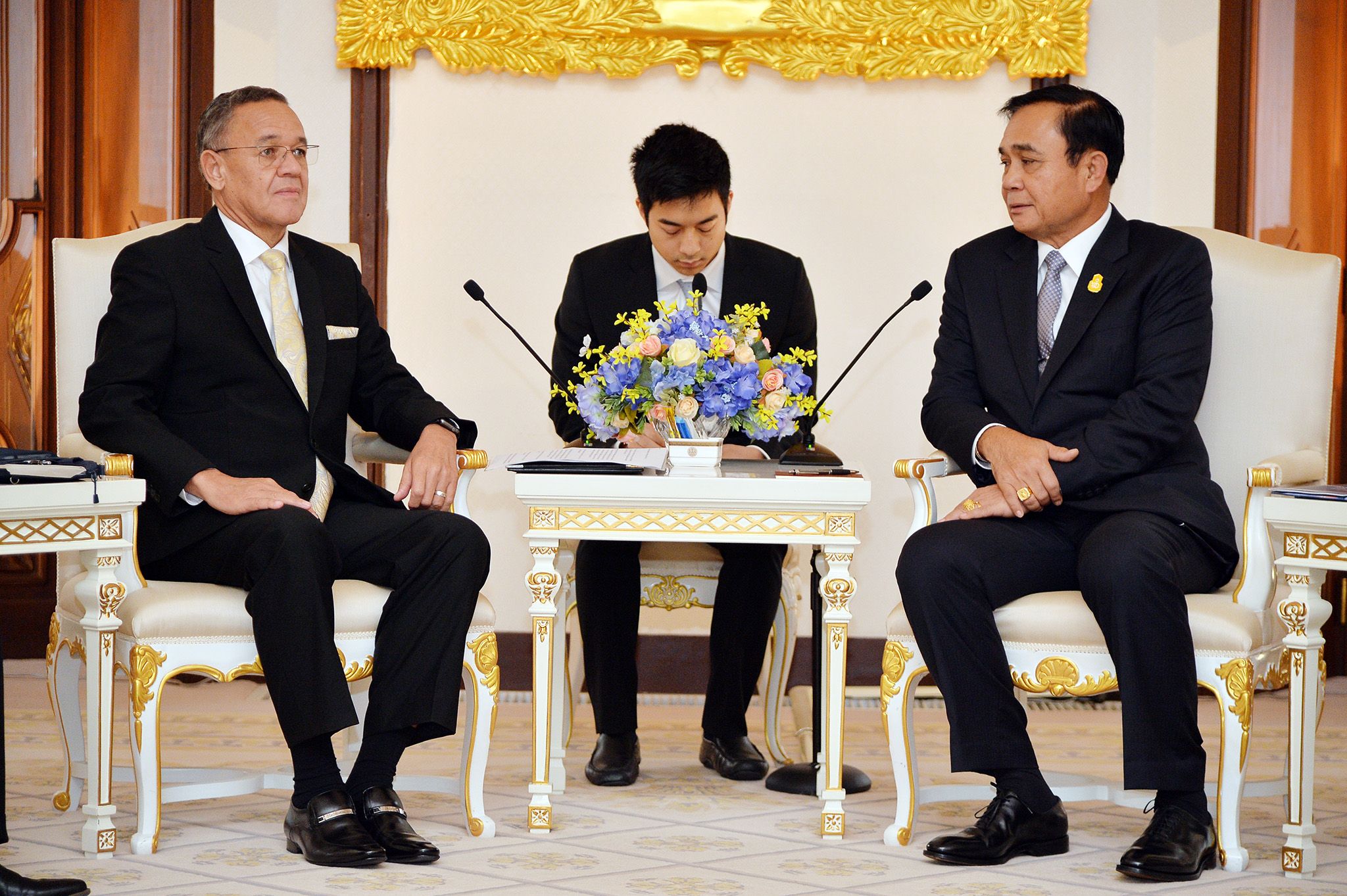ทูตแอฟริกาใต้ เข้าพบ “บิ๊กตู่” ยินดีสัมพันธ์ครบรอบ 25 ปี ชวนลงทุนใน EEC