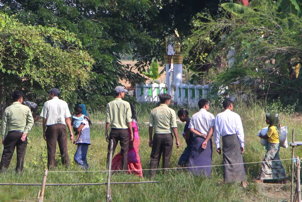 ตร.เมียนมาบุกค่ายโรฮีนจา ยิงผู้คนบาดเจ็บ 4 ขณะเข้าจับตัวผู้ก่อเหตุลักลอบนำคนออกนอกปท.