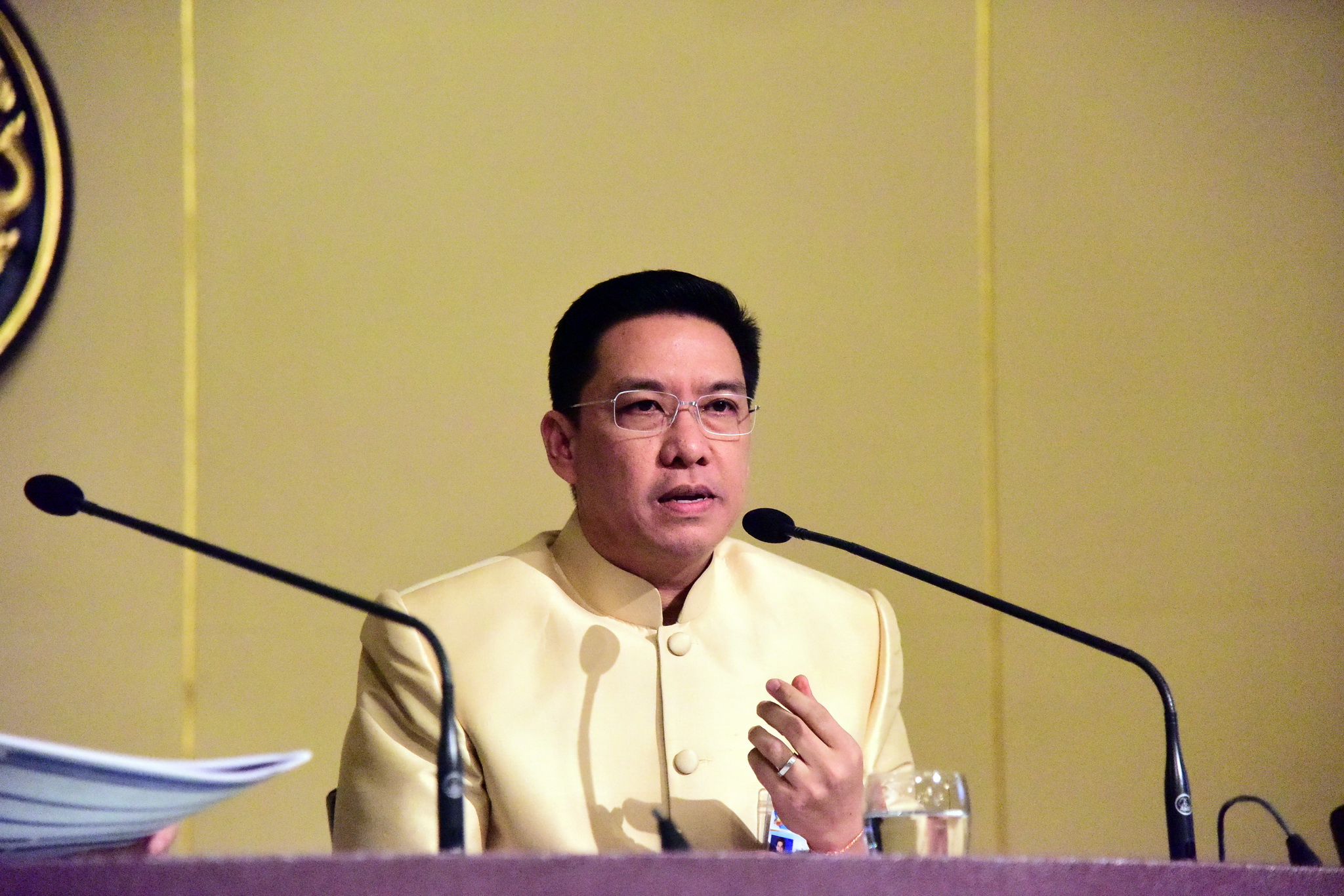 “โฆษก” แจงมาตรการช่วยเหลือผู้มีรายได้น้อย ไม่ใช่ “หาเสียง”