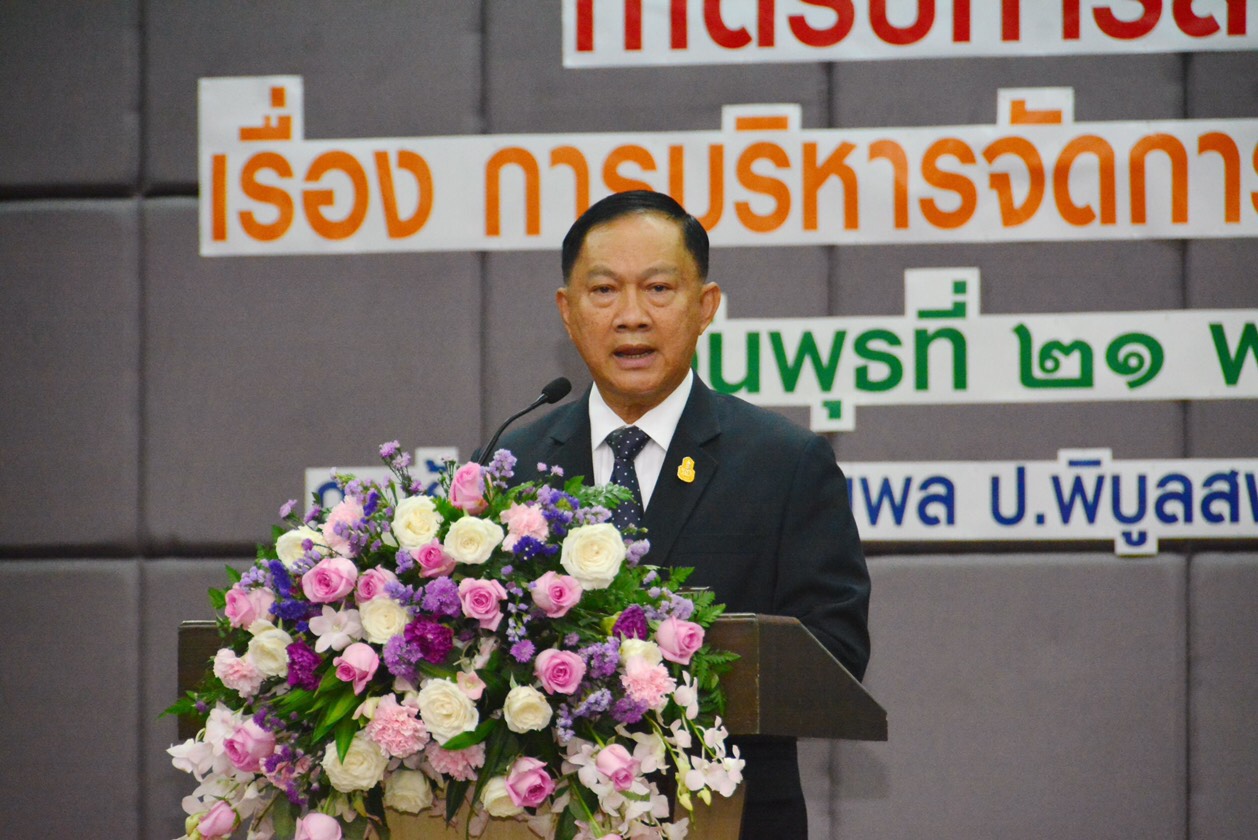 กระทรวงแรงงาน เตรียมต่อใบอนุญาตทำงานแบบดิจิทัล บนสมาร์ทโฟน ตั้งเป้า ปี 62 ใช้ทั่วประเทศ