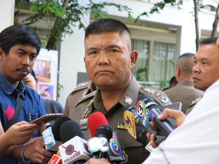 ผบช.น.ขอเวลาพิจารณา เด้ง-ไม่เด้ง 5 ตร.ช่วยคดี “เอมี่” ตั้งกก.สอบเอาผิดวินัยแล้ว จี้เช็กอีกปมรับเงินช่วยพ่อค้ายา