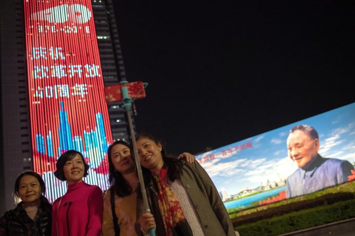 CHINA-ECONOMY-POLITICS