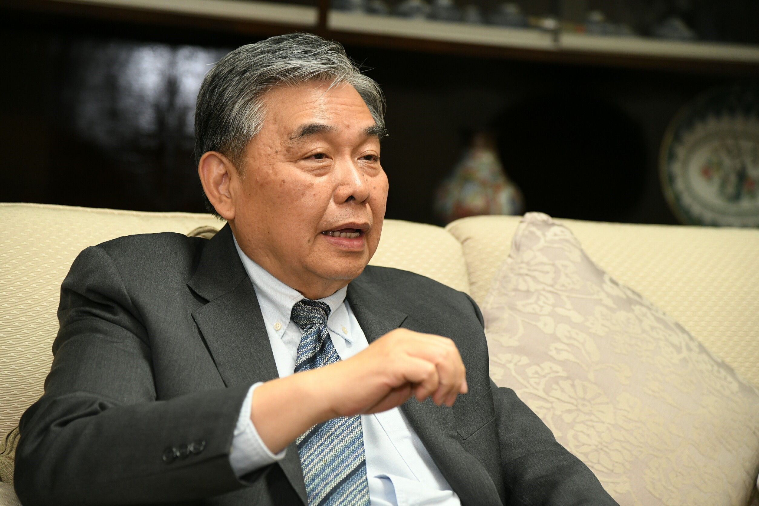 ขุนคลังเปิดใจโค้งสุดท้ายก่อนเลือกตั้ง เร่งดัน20กม.ลดเหลื่อมล้ำ จนแต้มรีดภาษี”เฟซบุ๊ก-กูเกิล”
