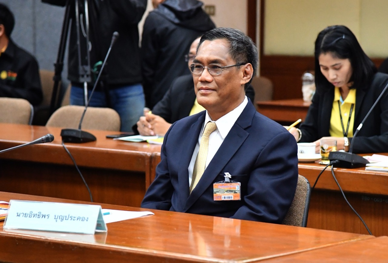 ประธานกกต.ไม่กังวล คนวิจารณ์ปมบัตรเลือกตั้ง ยันไม่ว่าเลือกแบบใด มีเหตุผลชี้แจงได้