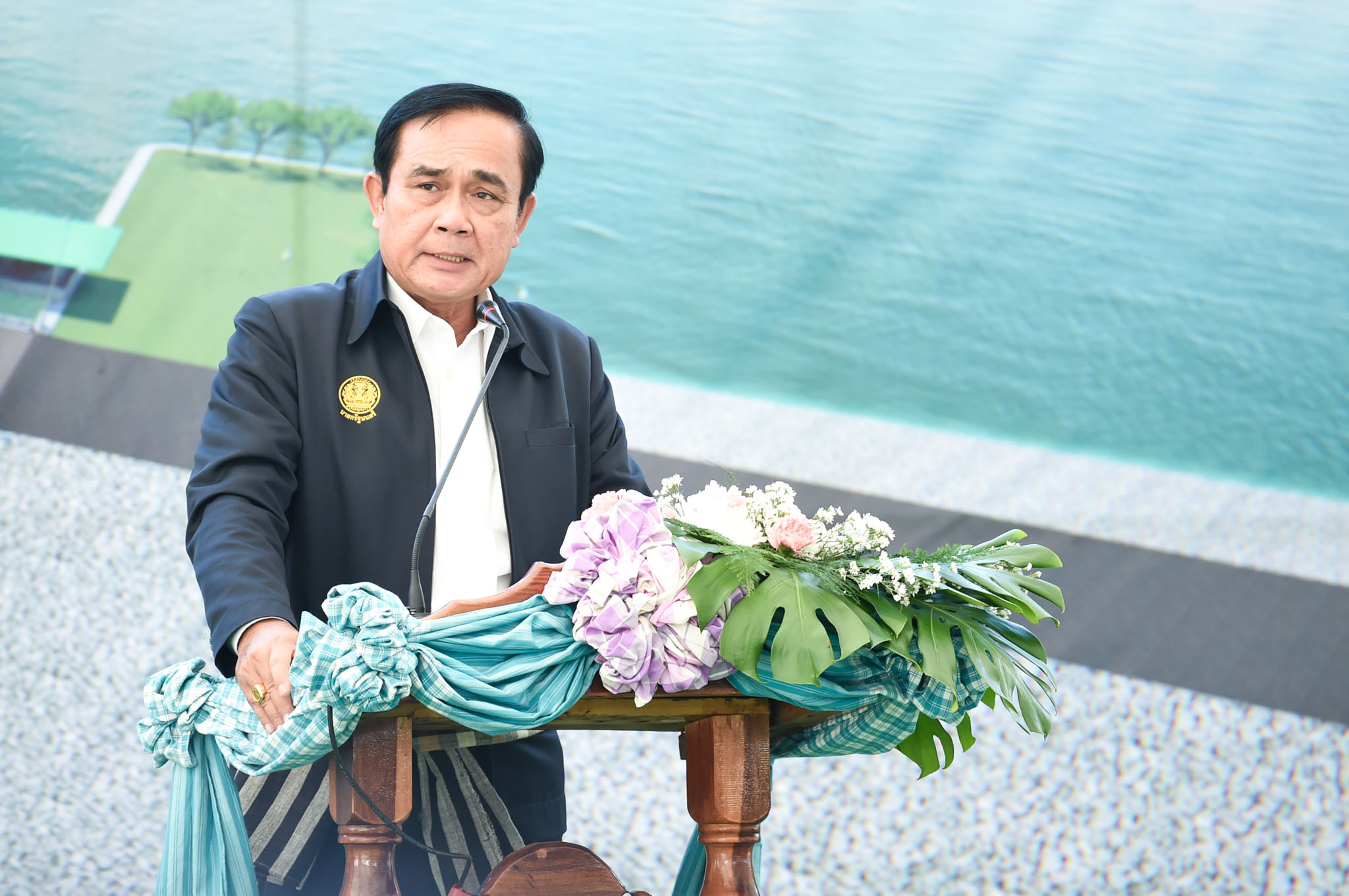 “บิ๊กตู่”เมินพรรคไม่ร่วมถก คสช. 7 ธ.ค. ย้อนสงสัยไม่อยากเลือกตั้ง ไม่เคารพกติกาจะเป็น รบ.ได้ไง!