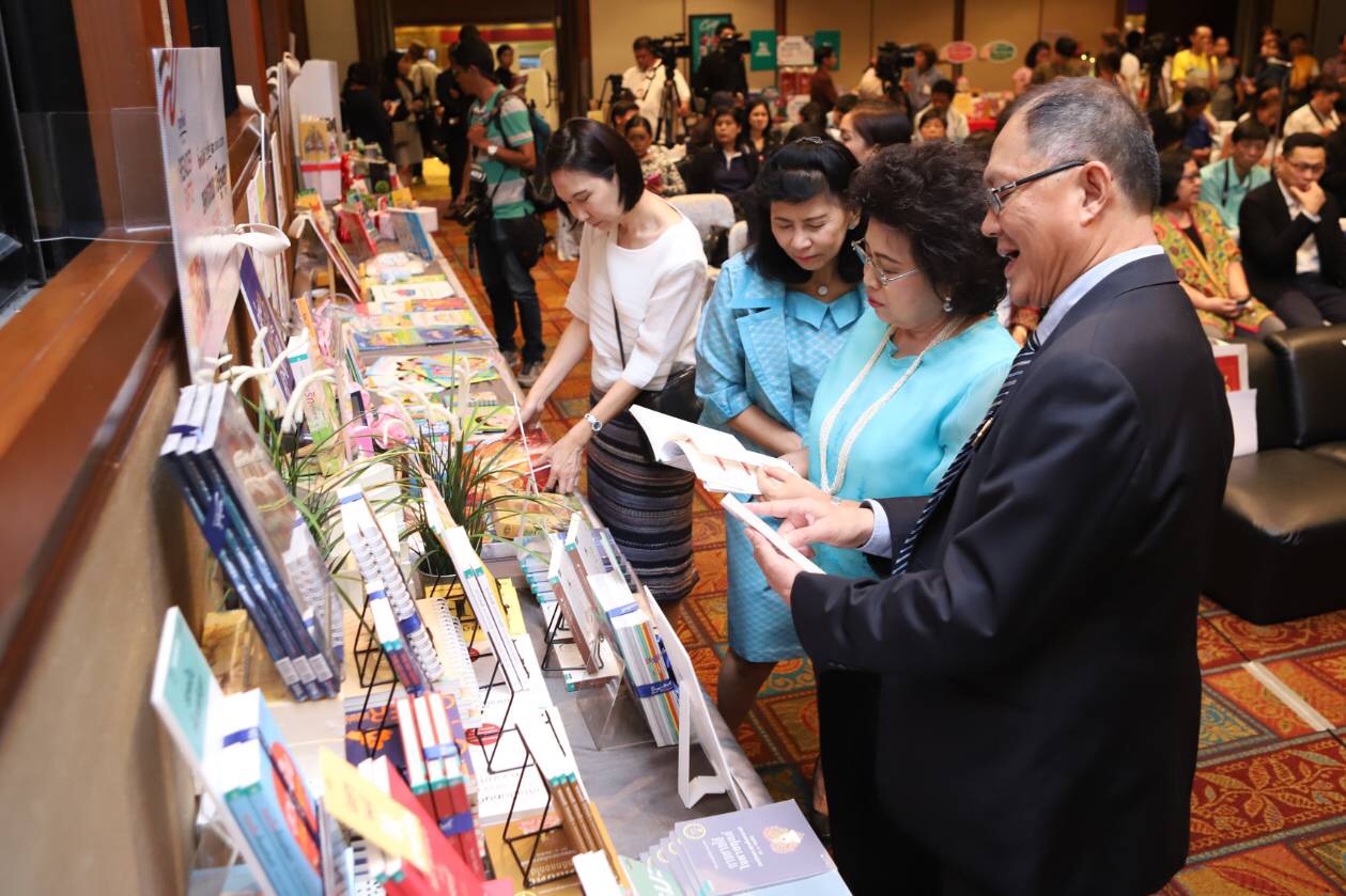 รับอานิสงส์ “ช้อปช่วยชาติ” ลดภาษีหนังสือ-อีบุ๊ก สมาคมผู้จัดพิมพ์ฯคาดยอดขายหนังสือเพิ่ม 4 เท่า