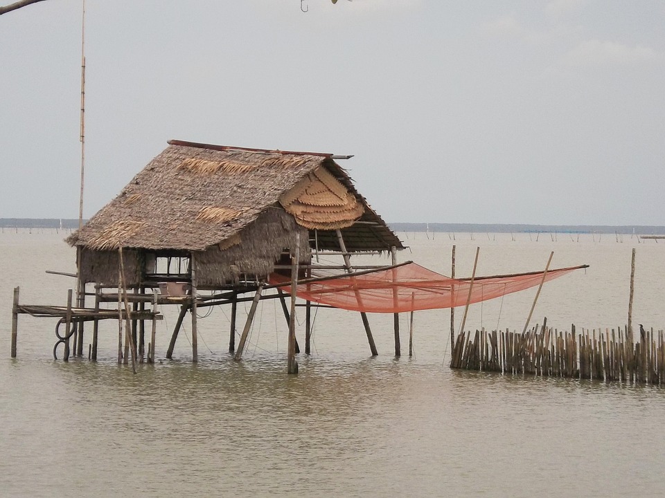 อวนลากเถื่อนทุบประมงพื้นบ้าน “ชาวสวนยาง-ปาล์ม” เลิกอาชีพโดดแจม-