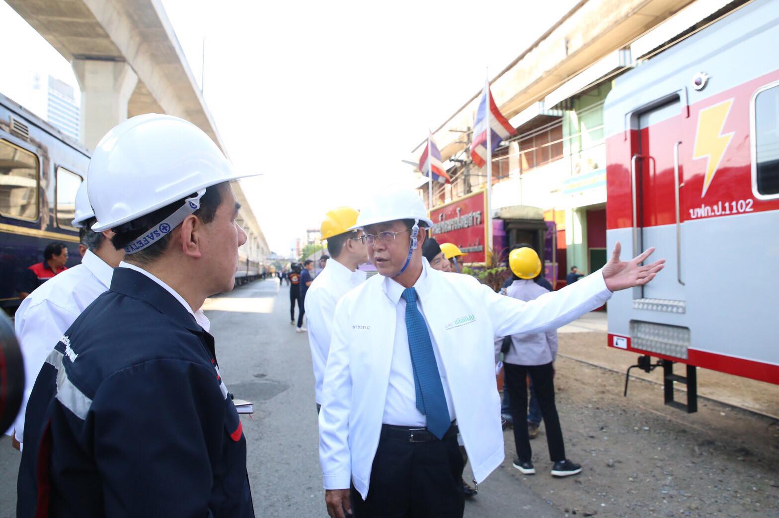“อาคม” บุกโรงซ่อมรถไฟมักกะสัน จี้ปรับปรุงหัวรถจักรรับ B20