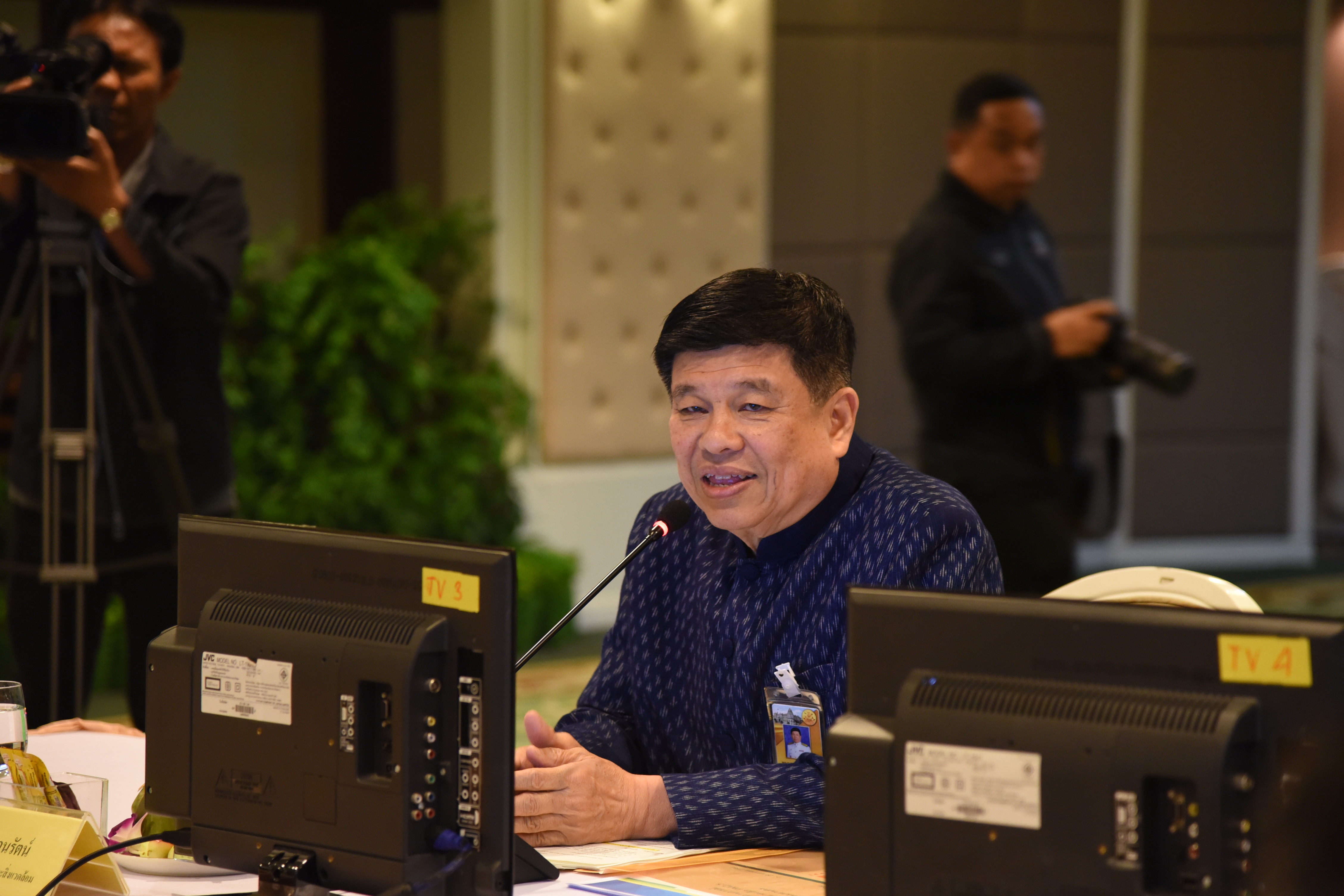 พล.อ.สุรศักดิ์ สั่งตั้ง “ศูนย์แก้ฝุ่นพิษ เมืองกรุง-ปริมณฑล” เผยรัฐบาลห่วงใยปัญหานี้!