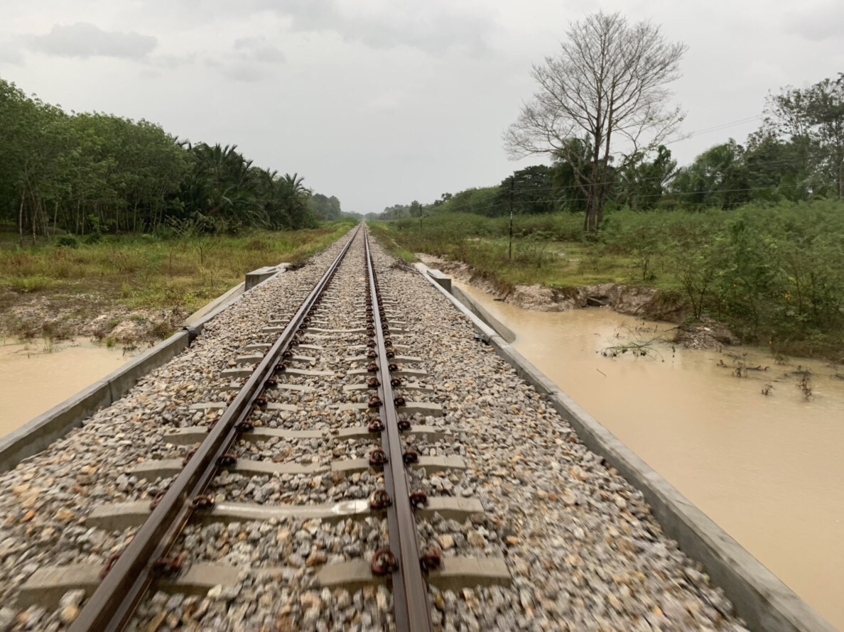 การรถไฟฯ ประเมินจุดเสี่ยง “พายุปาบึก” จัดเดินรถถึงแค่ทุ่งสง