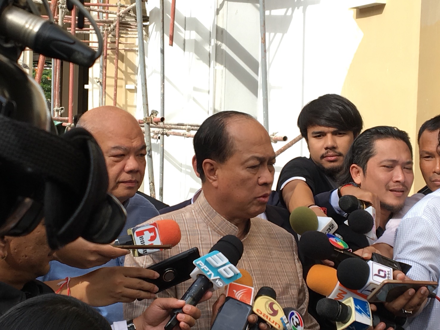 มท.1 ขอโทษปชช.เหตุระบบลงทะเบียนขอใช้สิทธิ์ลงคะแนนเลือกตั้งล่วงหน้าล่มตั้งแต่วันแรก