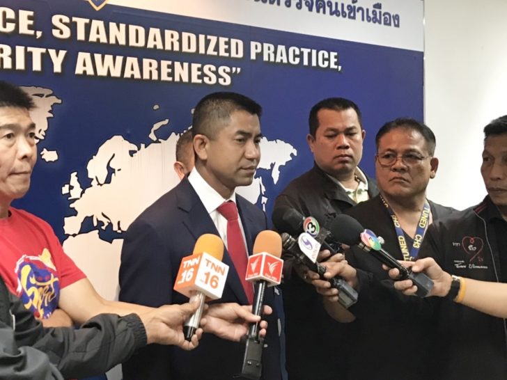 “ผบช.โจ๊ก” สั่งผ่อนผันวีซ่านักท่องเที่ยวติดเกาะประสบภัยพายุ “ปาบึก”