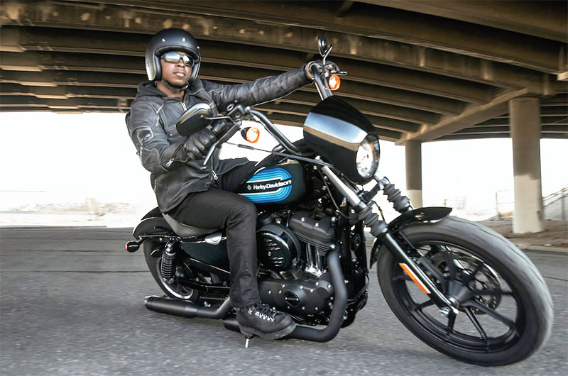 เร้าใจไปกับ Sportster IRON 1200