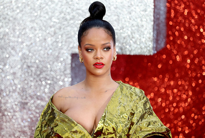 Rihanna สาวผิวสีคนแรกที่ทำแบรนด์กับ LVMH มหาอำนาจแฟชั่นหรู