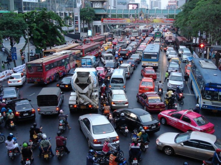 โฆษกตร.ย้ำบังคับใช้กฎหมายทุกมิติ คุมรถปล่อยควัน-โรงงานก่อมลภาวะ เตือนปชช.ป้องกันตัวเองจากฝุ่น