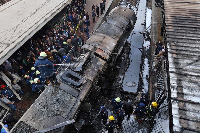 คืบหน้า! เหตุรถไฟพุ่งชนชานชาลา ในกรุงไคโร จนเกิดเพลิงไหม้ เสียชีวิตเพิ่มเป็น 25 ราย บาดเจ็บ 50