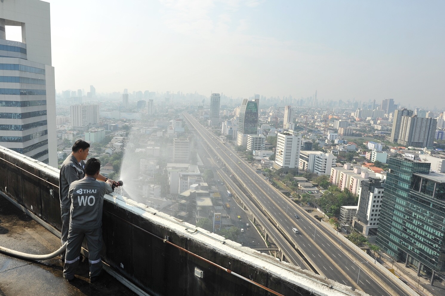 การบินไทยผนึกสำนักงานเขตจตุจักรจัด Big Cleaning Day ลดฝุ่นละออง PM 2.5