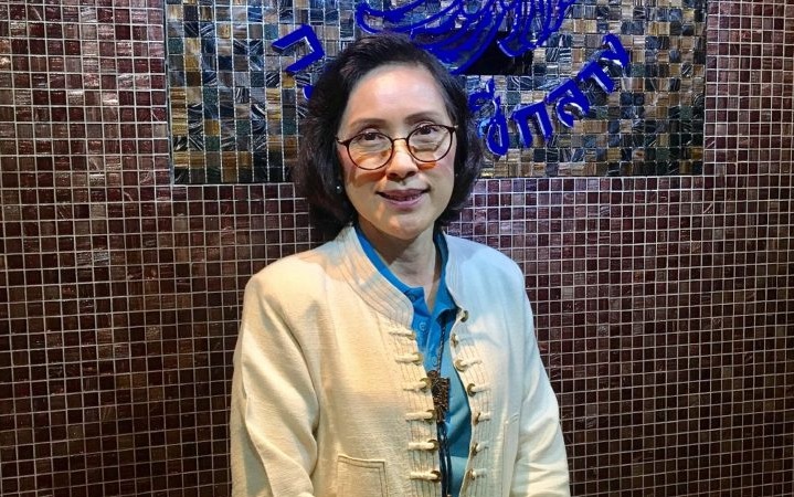 นางญาณี-แสงศรีจันทร์