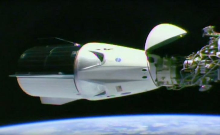 US-SPACE-AEROSPACE-SPACEX สเปซเอ็กซ์ ประสบความสำเร็จส่ง “แคปซูลดรากอน” เชื่อมต่อสถานีอวกาศนานาชาติสำเร็จ