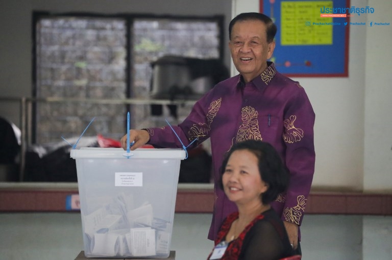 เลือกตั้ง