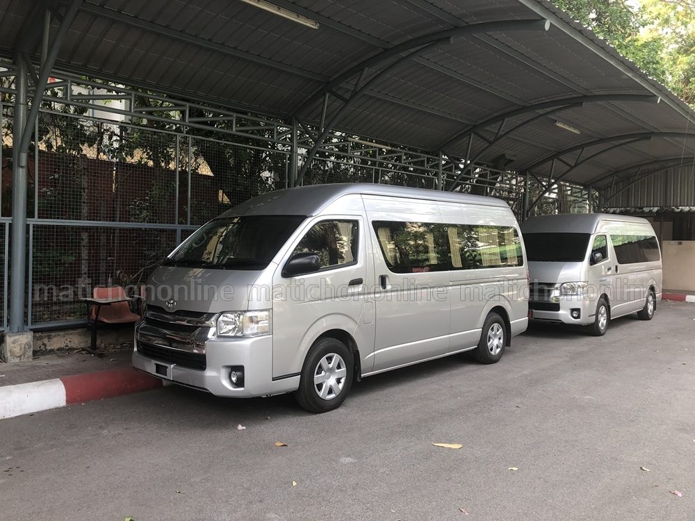 รถตู้ปริศนา! โผล่เตรียมอุดมฯ คาดบริจาคแลกเข้าเรียนเมื่อปี’60