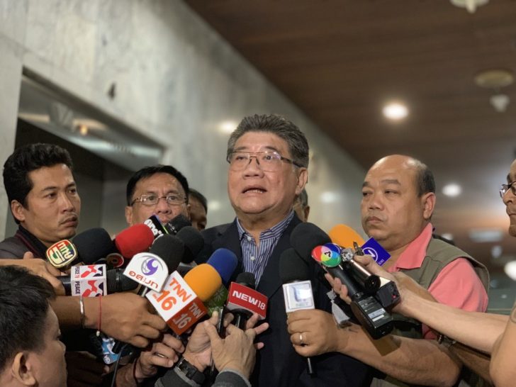 “เพื่อไทย” ไม่สนใจ ข่าวกองทัพเรียกคืนรางวัล “ทักษิณ”