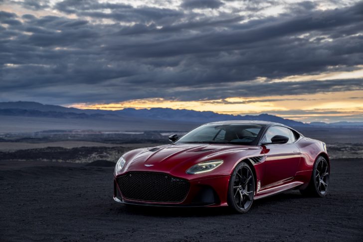 ASTON MARTIN DBS Superleggera 8