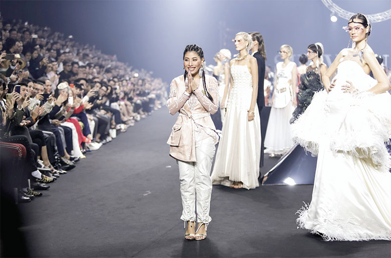 SIRIVANNAVARI Spring/Summer 2019 เรื่องราวการเดินทางสู่โลกใหม่