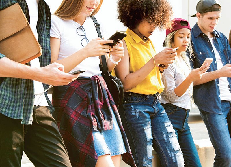 Gen Z เขย่าโลกคอนเทนต์ ผู้ผลิตปรับทิศป้อน “โซเชียลเน็ตเวิร์ก”