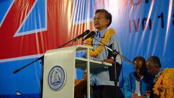 “ชวน” ย้ำคนสตูลเลือกคนดี ไม่ซื้อเสียงเข้าสภา – ปชป.พรรคคนใต้ผลงานมากมายพร้อมแก้ปัญหาปากท้อง