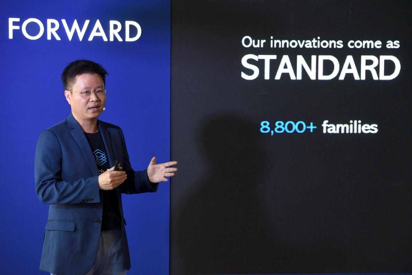 แสนสิริ ตอกย้ำความเป็น “Thailand’s First Digital Real Estate Developer”   ฉายวิสัยทัศน์ Sansiri Tech Forward ชูนวัตกรรมสู่ความเป็นหนึ่ง  ผนึกยักษ์ไอที Amazon Web Services, Digital Ventures และ Microsoft  มุ่งเติมเต็มประสบการณ์การใช้ชีวิตที่สมบูรณ์แบบผ่านเทคโนโลยี ครอบคลุม 3 ด้าน iConvenience, iSafe และ iGreen