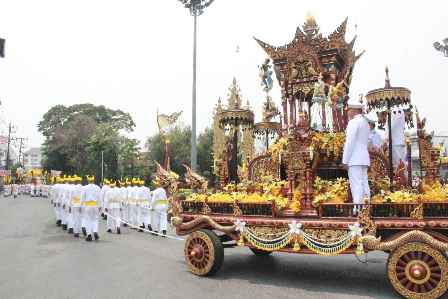 เชียงรายจัดพิธีพลีกรรมตักน้ำศักดิ์สิทธิ์ ทำน้ำอภิเษกพระราชพิธีบรมราชาภิเษก