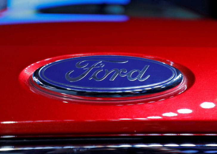 Mahindra discount ford aspire
