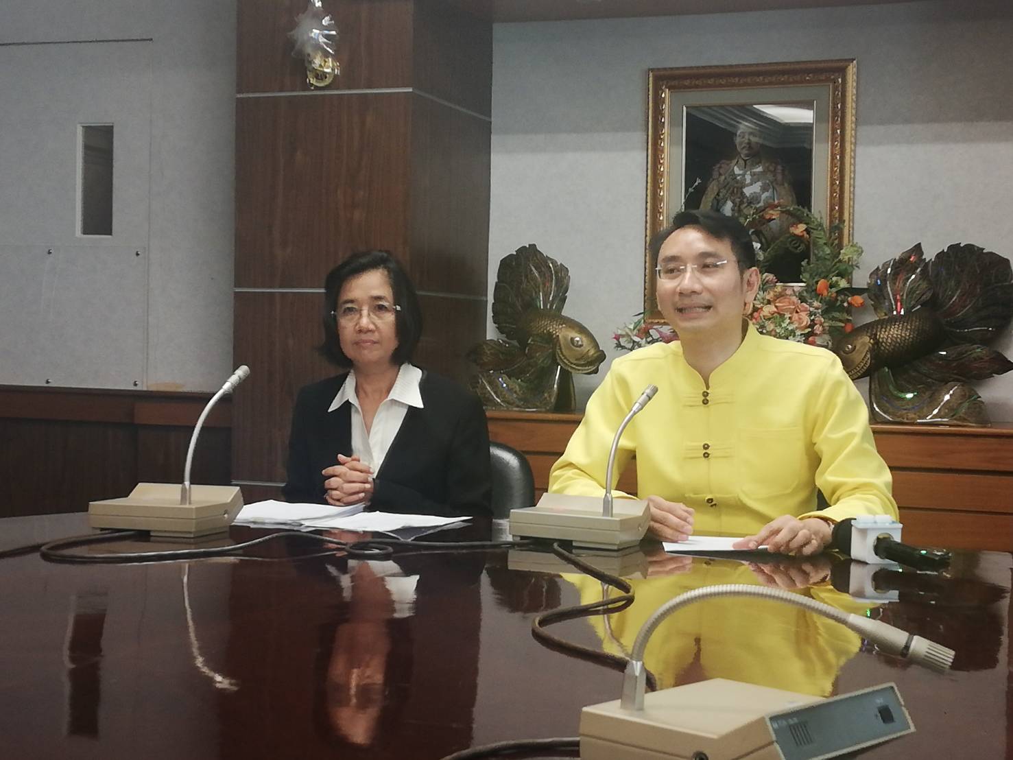 สรรพากรถกสมาคมแบงก์ลงตัว เคลียร์แนวปฏิบัติชัด ใครจะใช้สิทธิยกเว้นภาษีดอกเบี้ยให้อยู่ “เฉย ๆ”