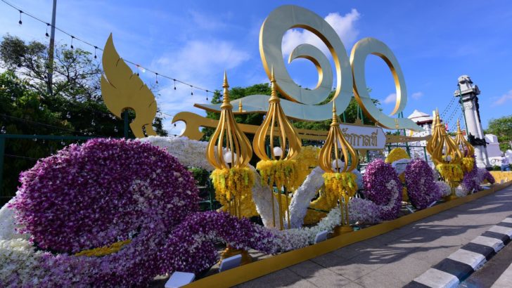 กทม.ตกแต่งดอกไม้ประดับรอบเส้นทางเสด็จฯ เลียบพระนคร พระราชพิธีบรมราชาภิเษก