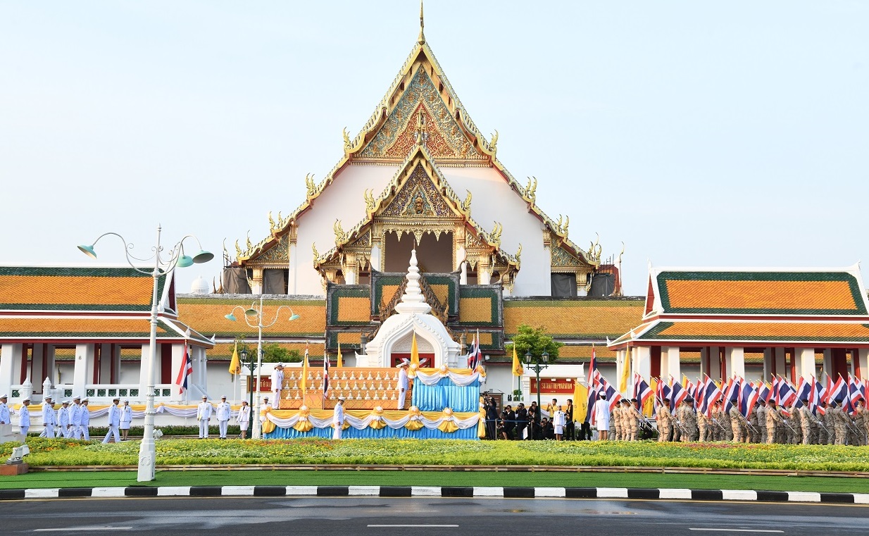 ขบวนเชิญน้ำอภิเษกถึงวัดสุทัศนฯ เตรียมทำพิธีเสกน้ำเย็นนี้
