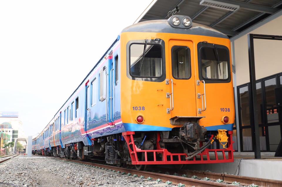 เปิดหวูดรถไฟไทยไปกัมพูชา “บิ๊กตู่-ฮุนเซน” กดปุ่มสถานีบ้านคลองลึกส่งมอบรถดีเซลรางผสานโครงข่ายระบบรางสานสัมพันธ์2ประเทศ