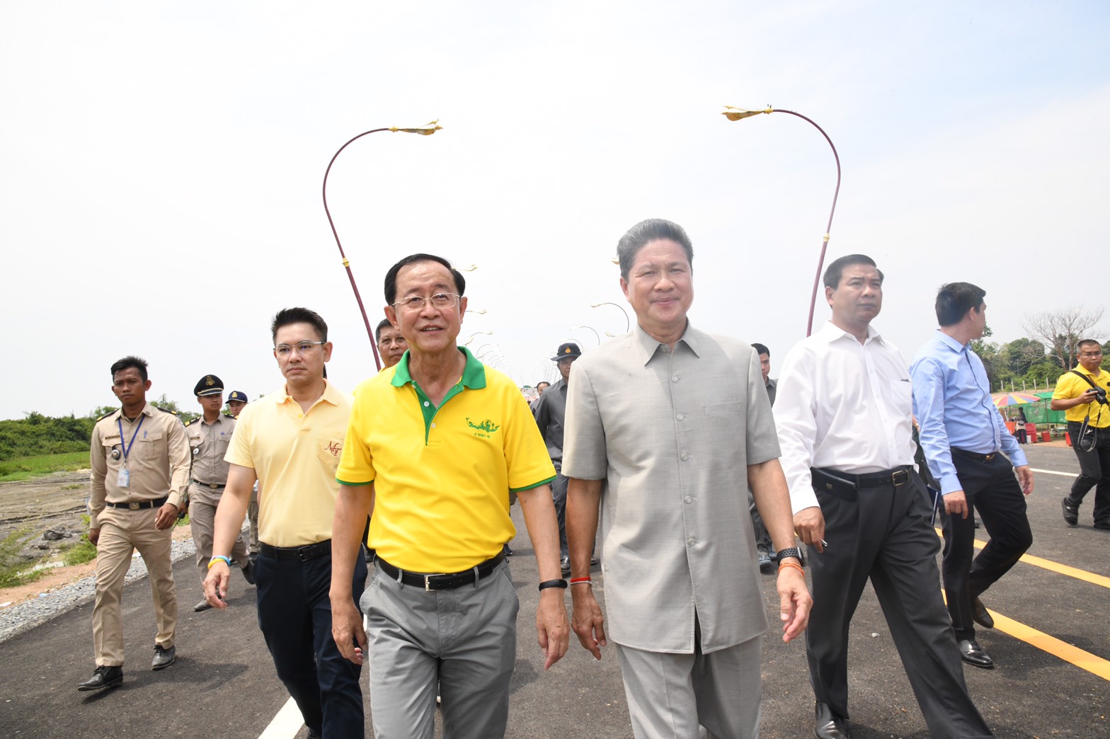 เสร็จแล้ว! ไทย-กัมพูชา เตรียมจัดพิธีฉลองความสำเร็จก่อสร้างสะพานข้ามพรมแดน ”บ้านหนองเอี่ยน-สตึงบท” 22เม.ย.นี้