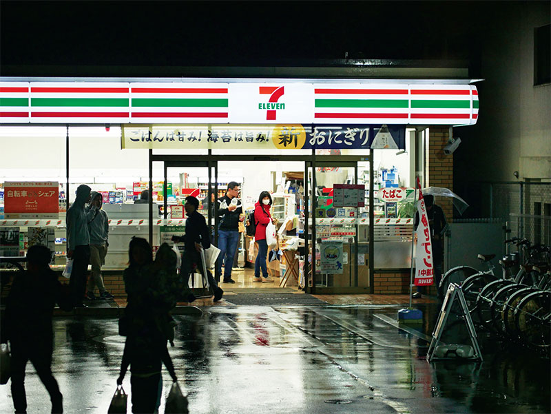 สุดยื้อปัญหาแรงงาน 7-11 ญี่ปุ่นหั่นแผนเพิ่มสาขา-ลดเวลางาน