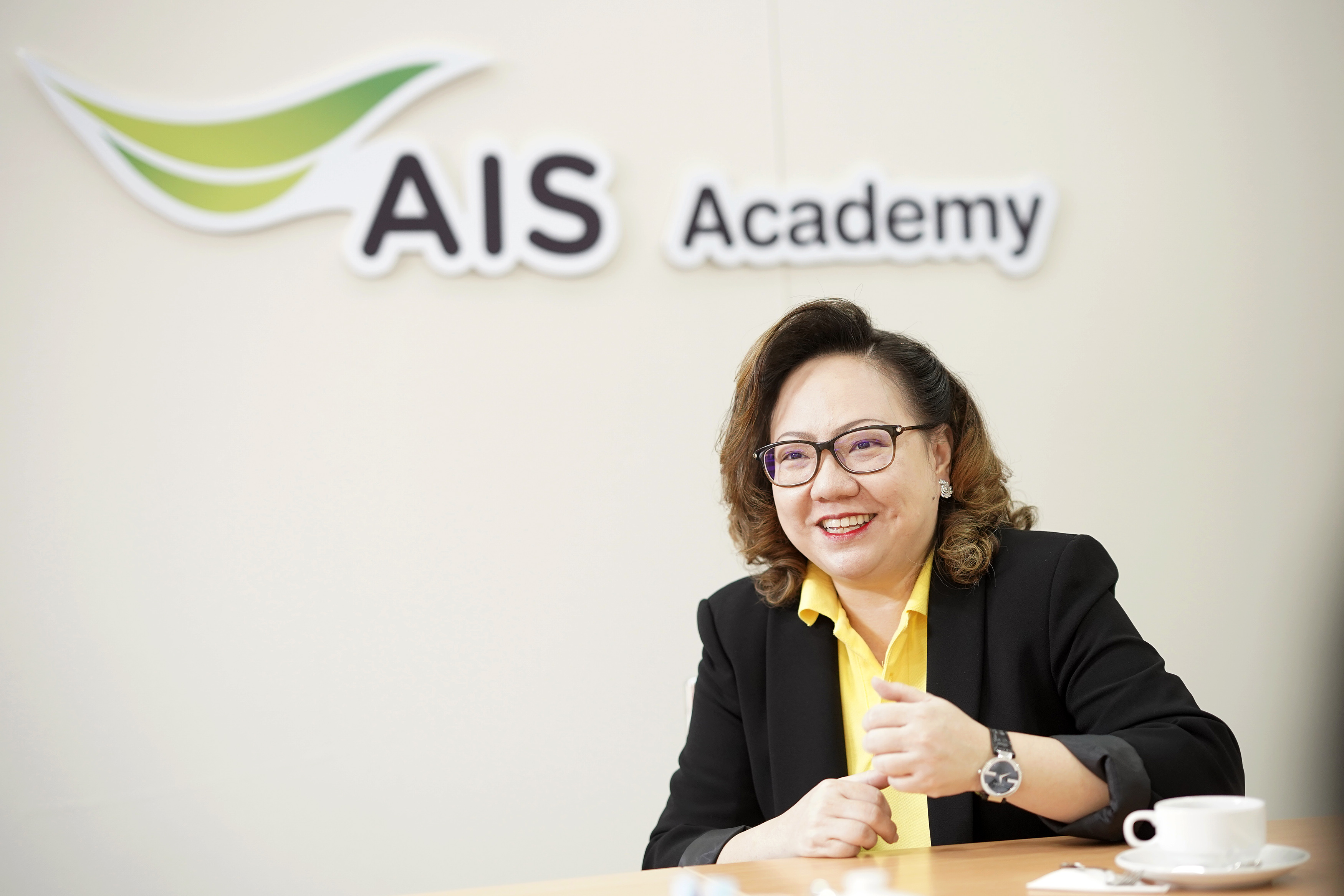 “AIS” สานต่อภารกิจคิดเผื่อ มุ่งขอนแก่น-เชียงใหม่รับโลกดิสรัปต์