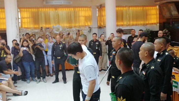 ‘เจมส์ มาร์’ จับได้ใบดำ รอดทหาร