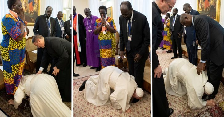 อึ้ง! ‘โป๊ป’ ก้มจูบเท้า ‘คู่ขัดแย้งซูดานใต้’ ขอร้องให้สงบศึก-รักษาสันติภาพ