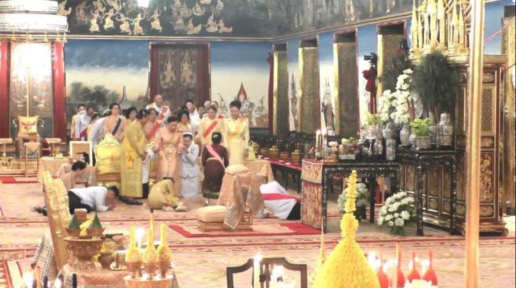 ปีติ! สมเด็จพระราชินี ทรงกราบสมเด็จพระเทพฯ