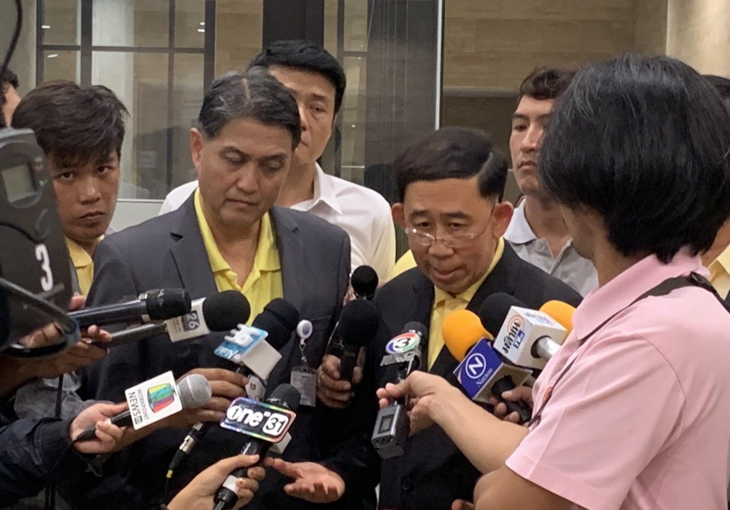 “มิ่งขวัญ” สยบลือ! ยืนยัน 6 ส.ส.เศรษฐกิจใหม่ ยังอยู่ขั้วประชาธิปไตย