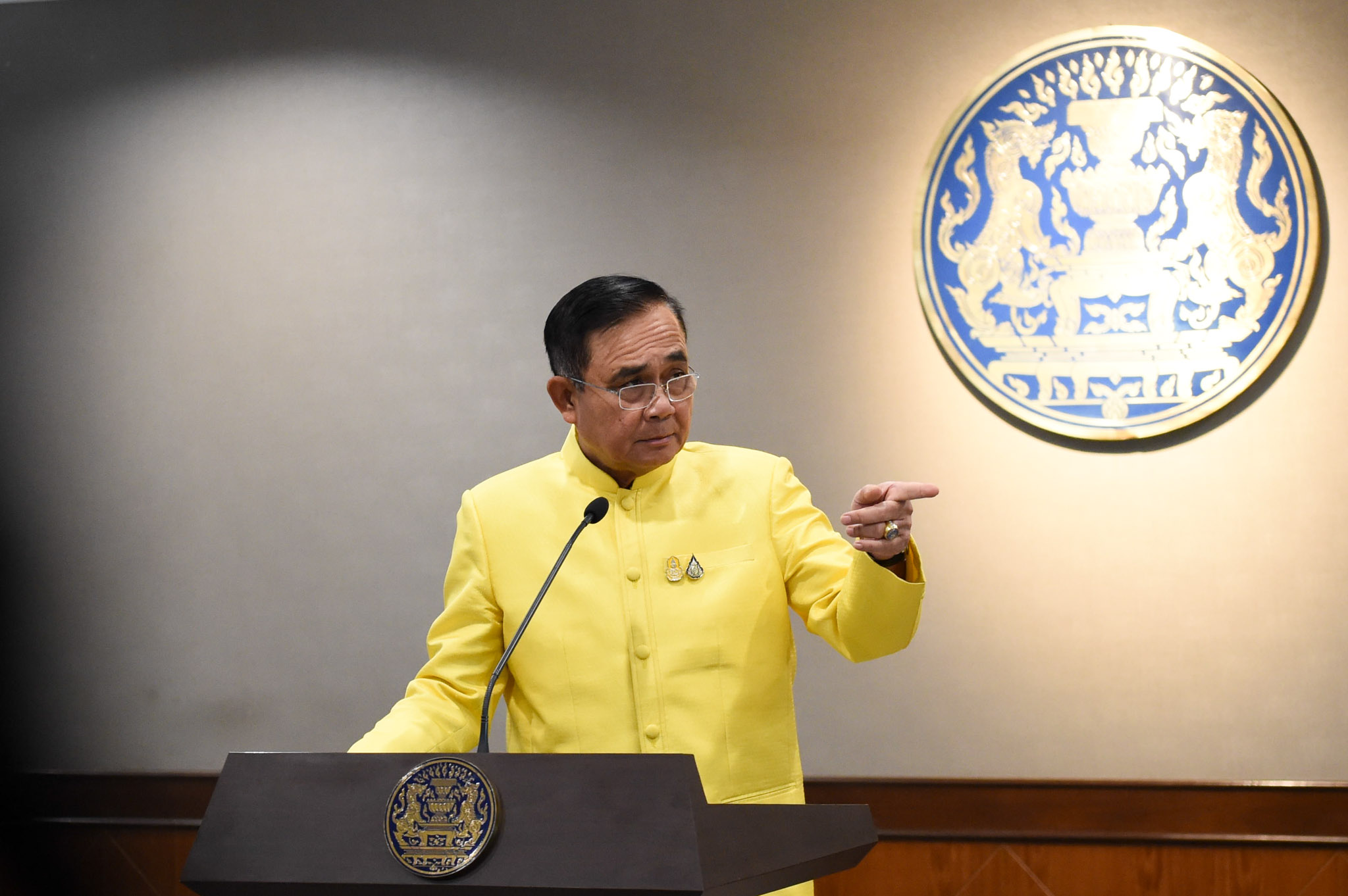 นายกฯ ลั่นเป็นเรื่องกระบวนการยุติธรรม หลังเรืองไกร จ่อร้องกกต.ยุบพรรค พปชร.